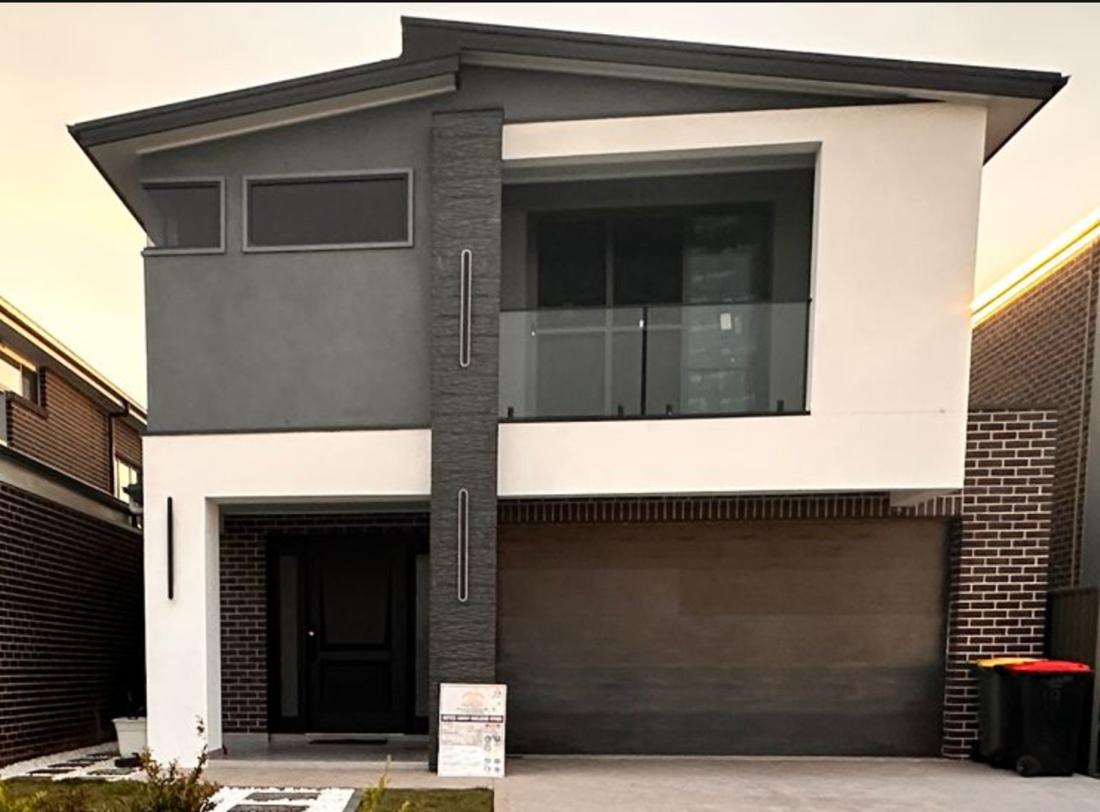 Pina Road, Riverstone project exterior